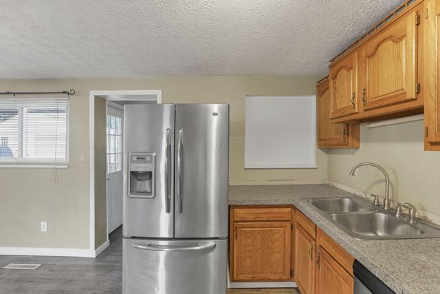 7008 Clymer Drive, Reynoldsburg, OH 43068