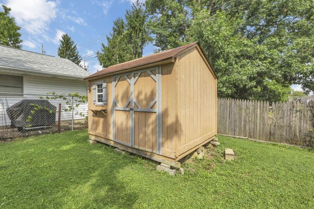 7008 Clymer Drive, Reynoldsburg, OH 43068
