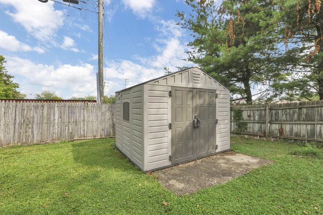 7008 Clymer Drive, Reynoldsburg, OH 43068