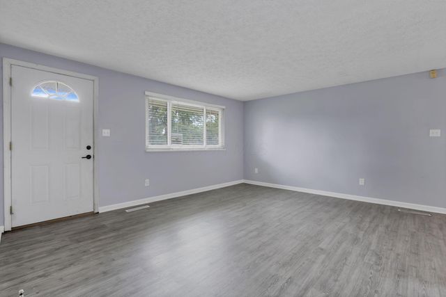 7008 Clymer Drive, Reynoldsburg, OH 43068