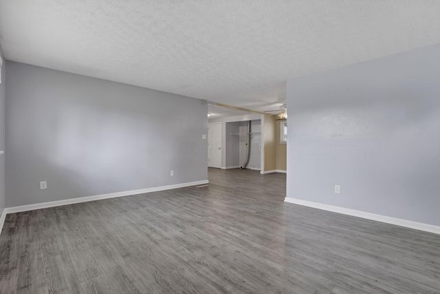 7008 Clymer Drive, Reynoldsburg, OH 43068