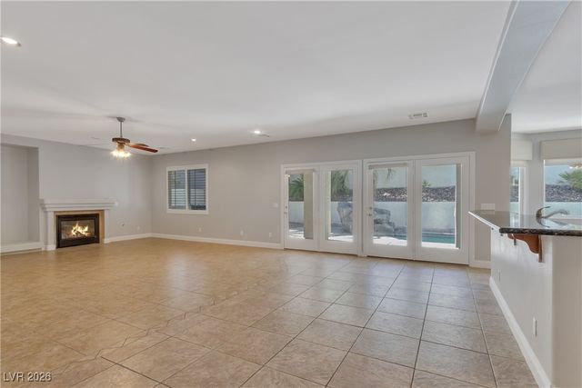 63 Cascade Lake Street, Las Vegas, NV 89148