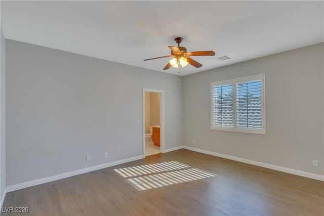 63 Cascade Lake Street, Las Vegas, NV 89148