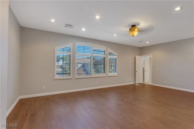 63 Cascade Lake Street, Las Vegas, NV 89148