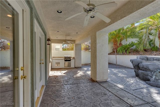 63 Cascade Lake Street, Las Vegas, NV 89148