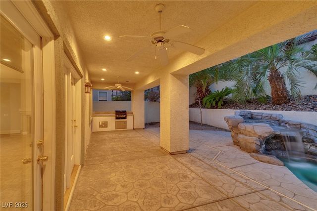 63 Cascade Lake Street, Las Vegas, NV 89148