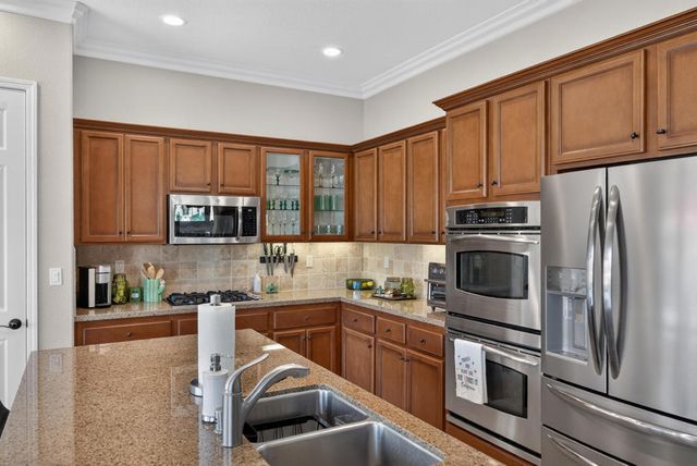 61414 Topaz Drive, La Quinta, CA 92253