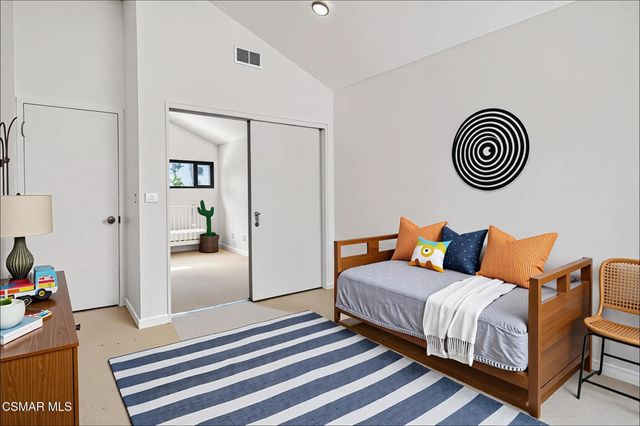 837 Hillview Circle, Simi Valley, CA 93065