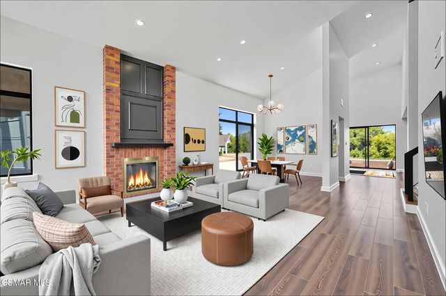 837 Hillview Circle, Simi Valley, CA 93065