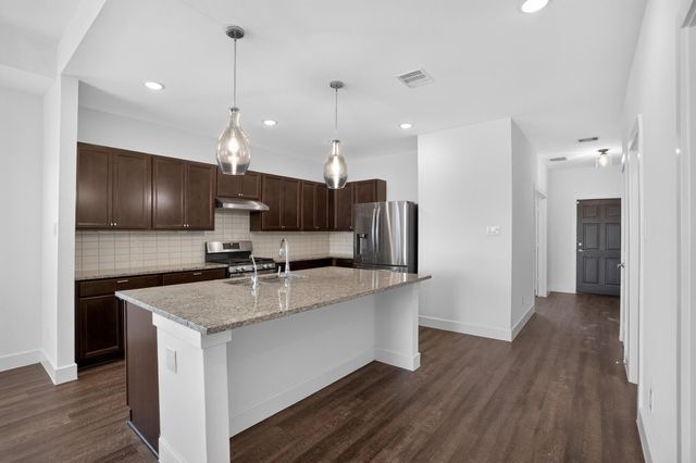 12340 N Chestnut, Conroe, TX 77303