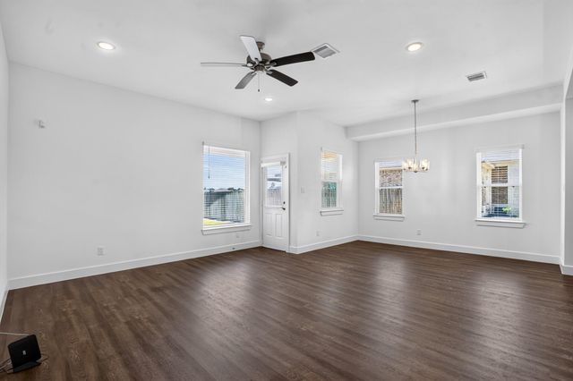 12340 N Chestnut, Conroe, TX 77303