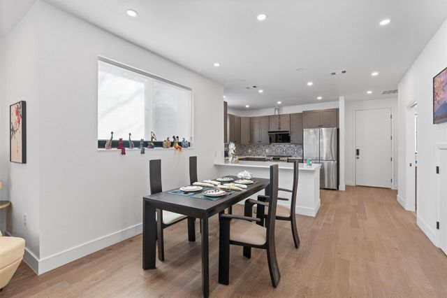 1208 W Oltorf ST B, Austin, TX 78704