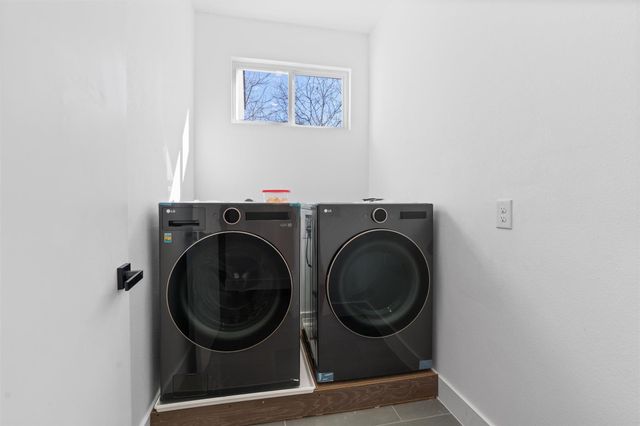 1208 W Oltorf ST B, Austin, TX 78704