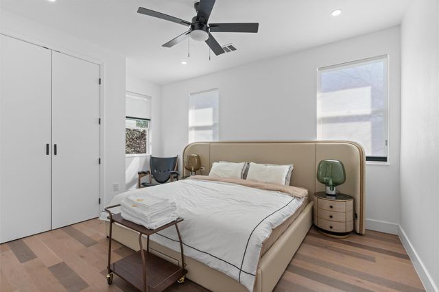 1208 W Oltorf ST B, Austin, TX 78704