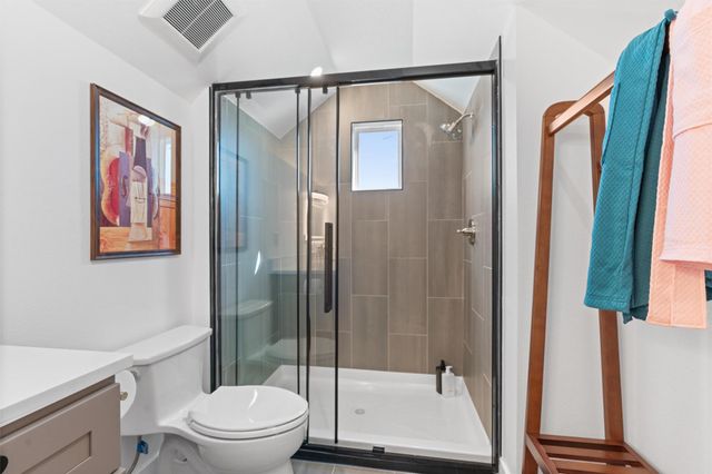 1208 W Oltorf ST B, Austin, TX 78704