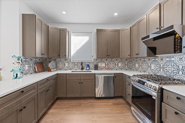 1208 W Oltorf ST B, Austin, TX 78704