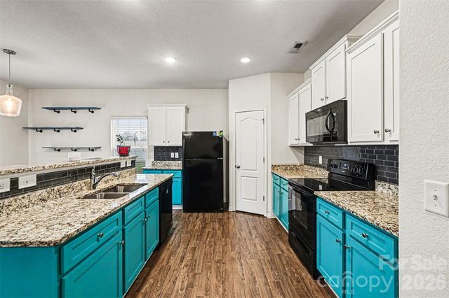 3120 Ellingford Road, Charlotte, NC 28214