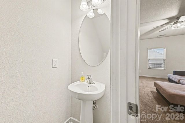 3120 Ellingford Road, Charlotte, NC 28214