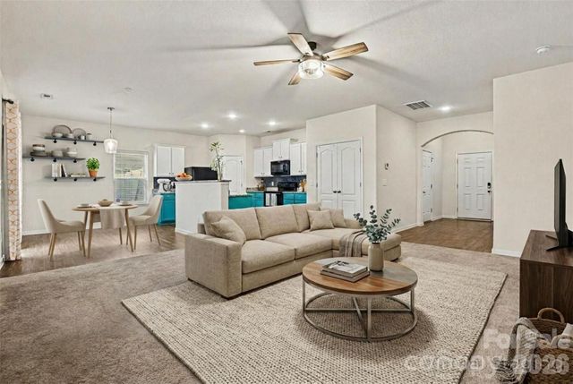 3120 Ellingford Road, Charlotte, NC 28214