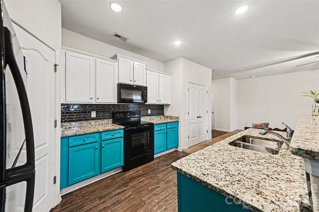 3120 Ellingford Road, Charlotte, NC 28214