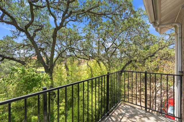 802 S 1st ST 202, Austin, TX 78704