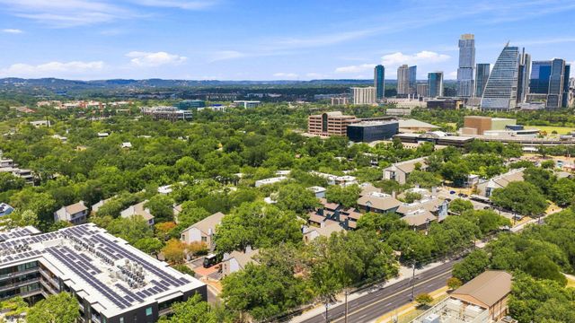 802 S 1st ST 202, Austin, TX 78704