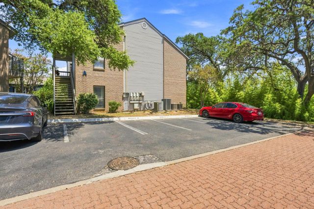 802 S 1st ST 202, Austin, TX 78704