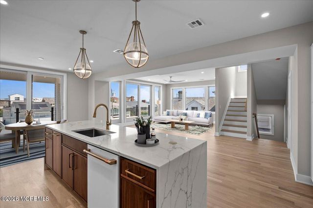 17 I Street, Seaside Park, NJ 08752