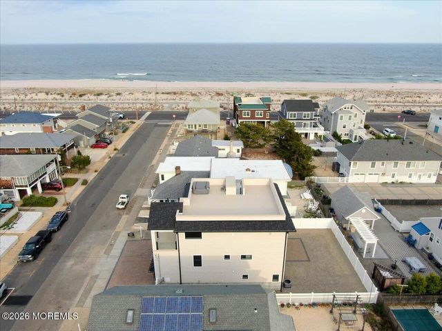 17 I Street, Seaside Park, NJ 08752