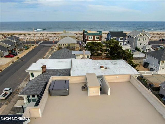 17 I Street, Seaside Park, NJ 08752