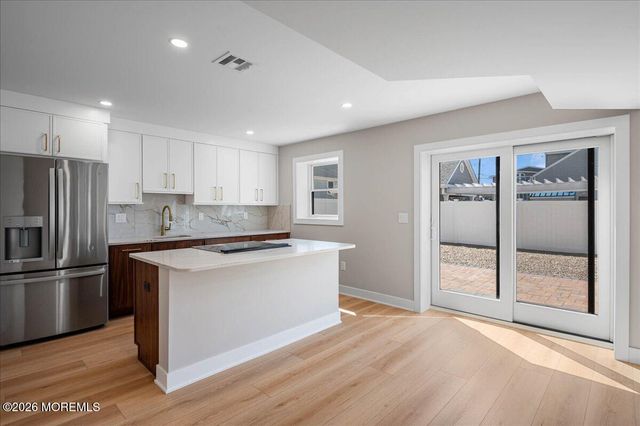 17 I Street, Seaside Park, NJ 08752