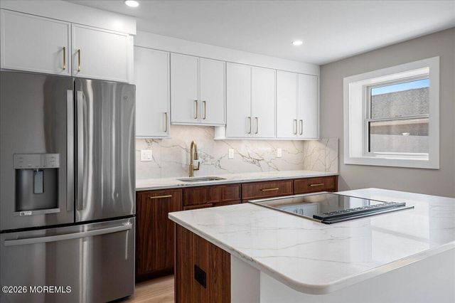 17 I Street, Seaside Park, NJ 08752