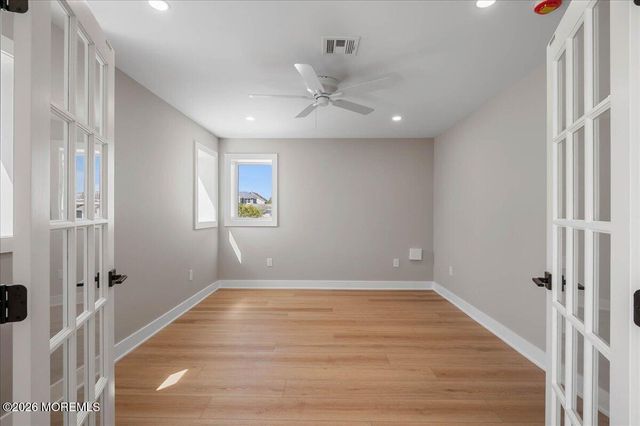 17 I Street, Seaside Park, NJ 08752