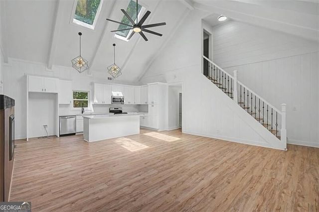 1741 Lucy Drive NW, Kennesaw, GA 30152