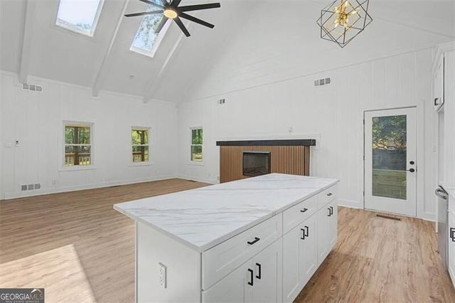 1741 Lucy Drive NW, Kennesaw, GA 30152