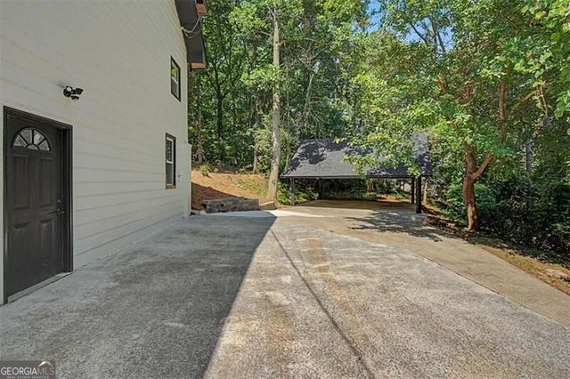 1741 Lucy Drive NW, Kennesaw, GA 30152