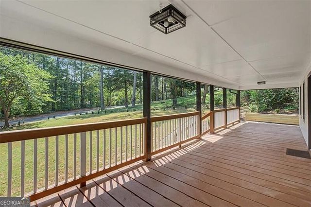 1741 Lucy Drive NW, Kennesaw, GA 30152