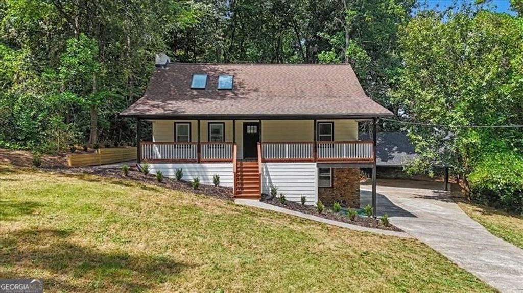 1741 Lucy Drive NW, Kennesaw, GA 30152