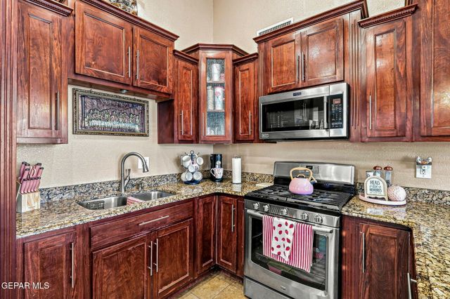 4648 Robert Acosta Drive, El Paso, TX 79934