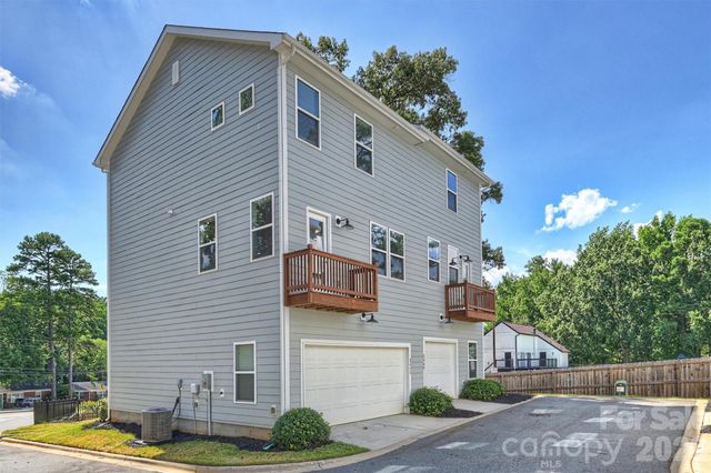 2405 Via del Conte Alley, Charlotte, NC 28205