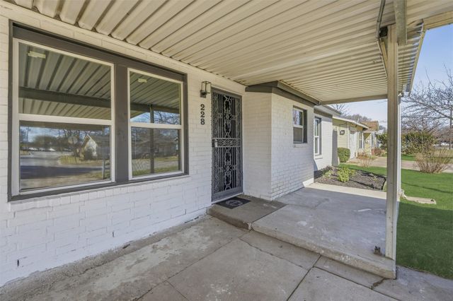 228 Kay Lane, Saginaw, TX 76179