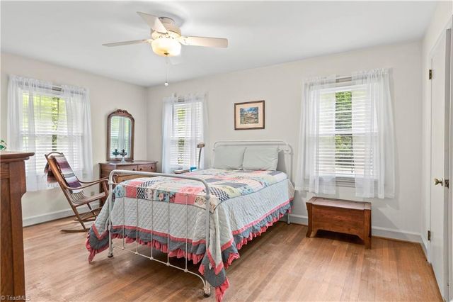 2605 Loch Drive, Winston-salem, NC 27106