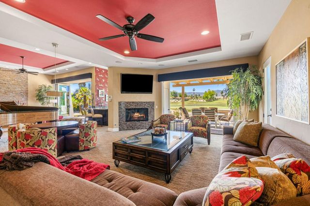 753 Elk Clover Circle, Palm Desert, CA 92211