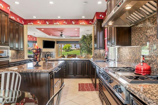 753 Elk Clover Circle, Palm Desert, CA 92211