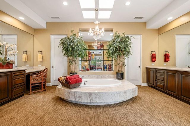 753 Elk Clover Circle, Palm Desert, CA 92211