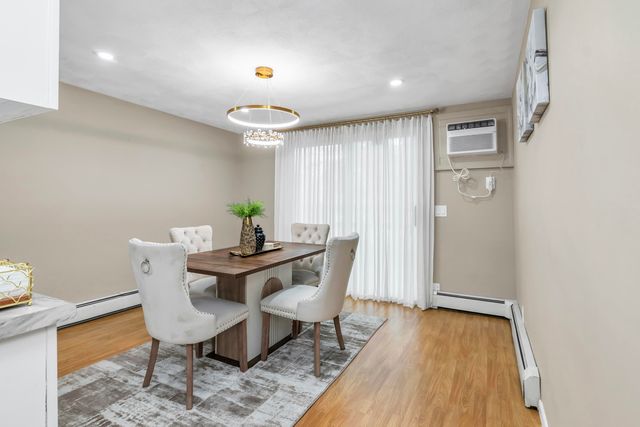 394 Cedar Street, Manchester, NH 03103