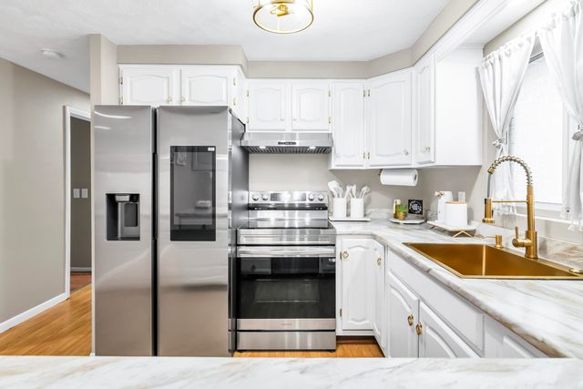 394 Cedar Street, Manchester, NH 03103