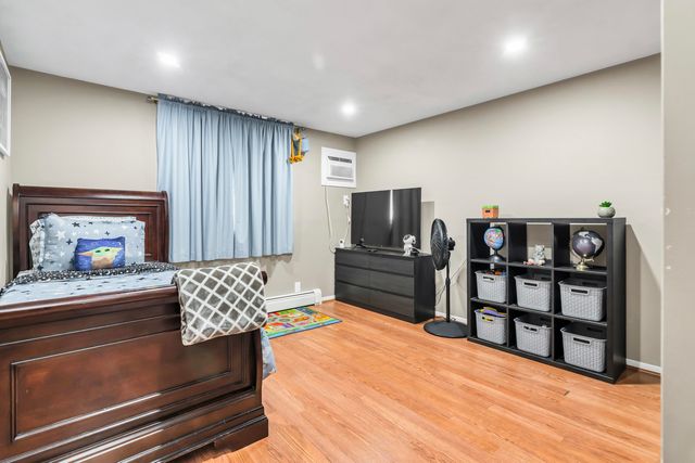 394 Cedar Street, Manchester, NH 03103
