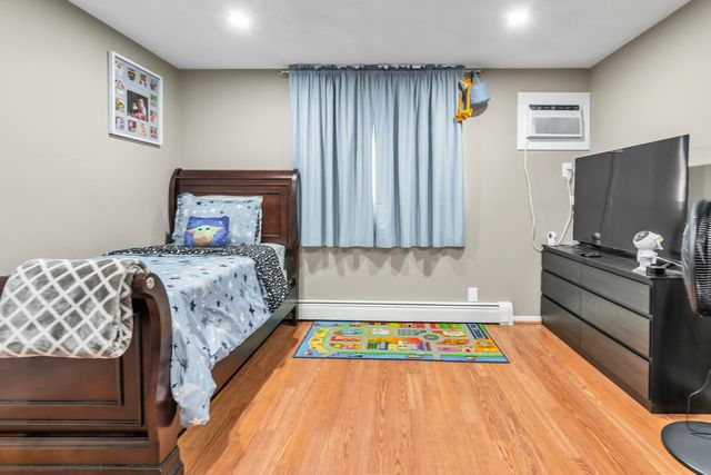 394 Cedar Street, Manchester, NH 03103
