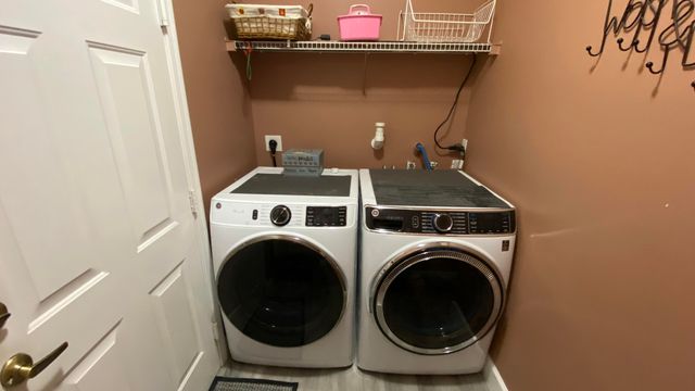 7650 OAK GROVE Circle, Lake Worth, FL 33467